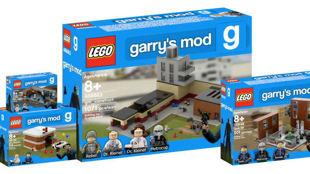 Four LEGO sets, in boxes of different sizes. The largest box, labeled gm_construct, sits in the middle. Next to it is a midsized box, labeled Dark RP. On the other side, two small bozes are stacked on top of each other, labelled gm_flatgrass and Prop Hunt. Each box is emblazoned with the LEGO and Garry's Mod logos.